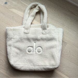 ALO Yoga White Tote Bag
